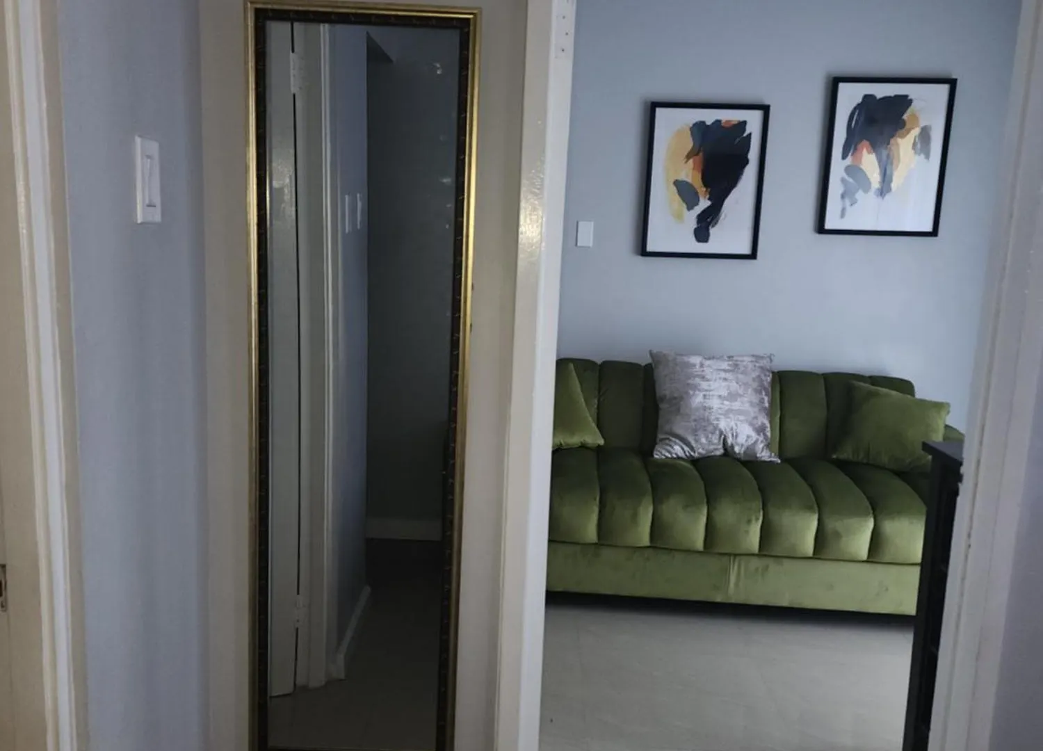 Comfy And Cozy Apartment Kingston